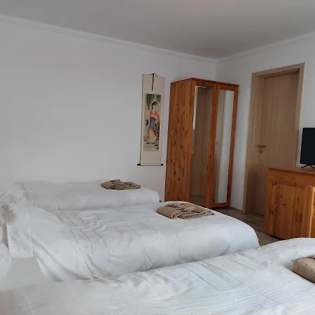 Szent Bernat Vendeghaz *